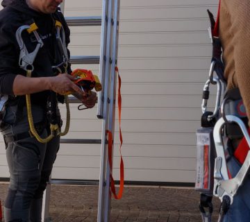 Lavoro in quota e utilizzo di scale portatili formazione Siria