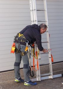 Lavoro in quota e utilizzo di scale portatili formazione Siria